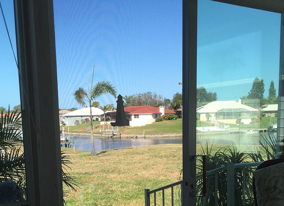1st image of 15 Hacienda Dr