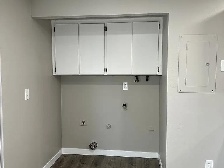 4116 Market St NE — Photo 7