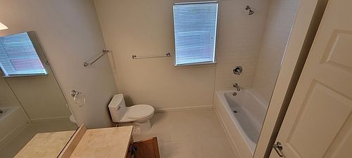3rd image of 15 Kensington Ct