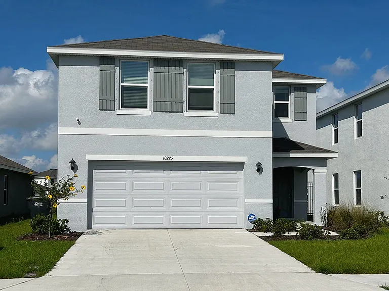 10225 Kalamazoo Pl., Parrish FL 34219
4-bed / Single Family in Bella Lago