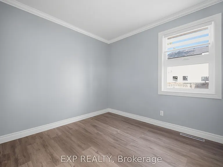 1052 Alexandra Ave — Photo 21