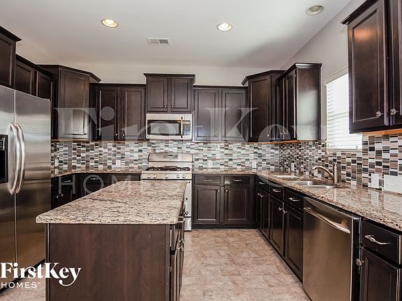 5th image of 6729 Barefoot Forest Dr