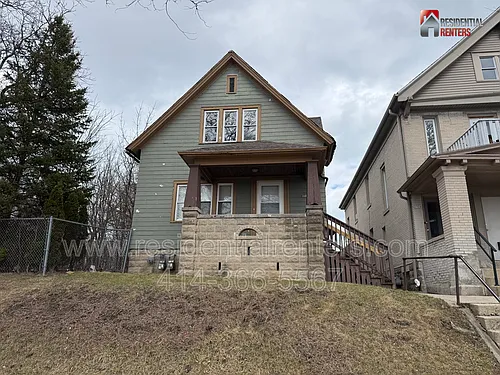2724 N Palmer St Photo 1