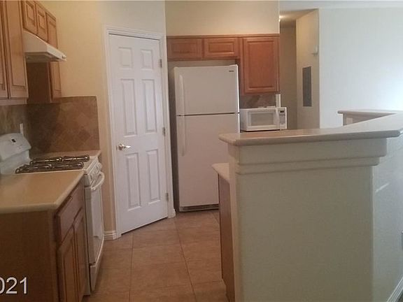5th image of 10145 Malibu Creek Ct Unit 103