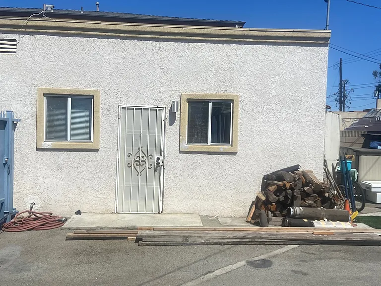 17914 Clark Ave #2 — Photo 7