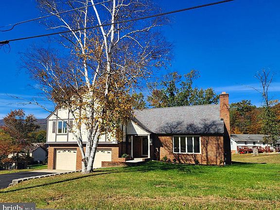 2nd image of 18625 White Oak Dr
