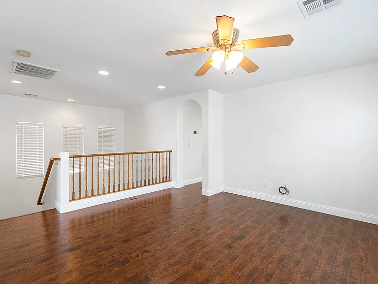 7970 Pomona Valley Ct — Photo 18