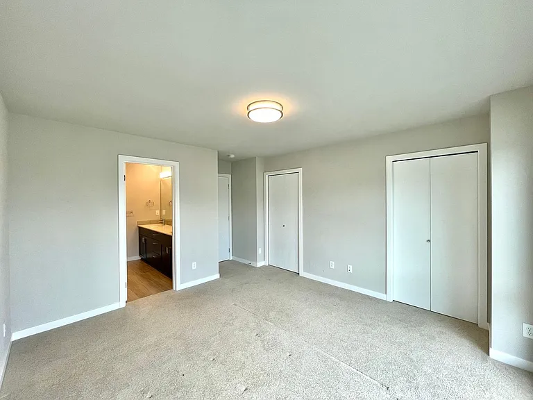 8602 22nd Pl NE — Photo 14