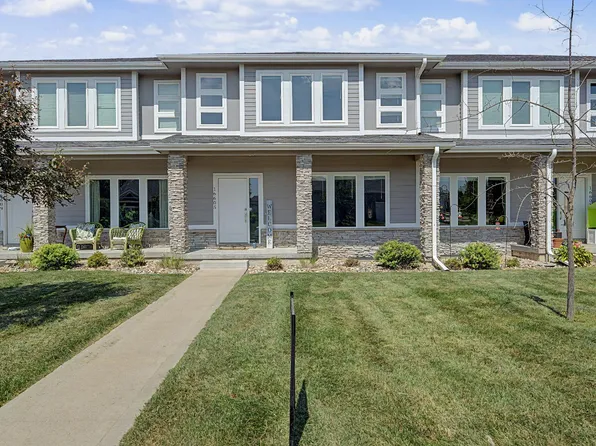 16605 Wilden Dr #1, Clive, IA 50325
