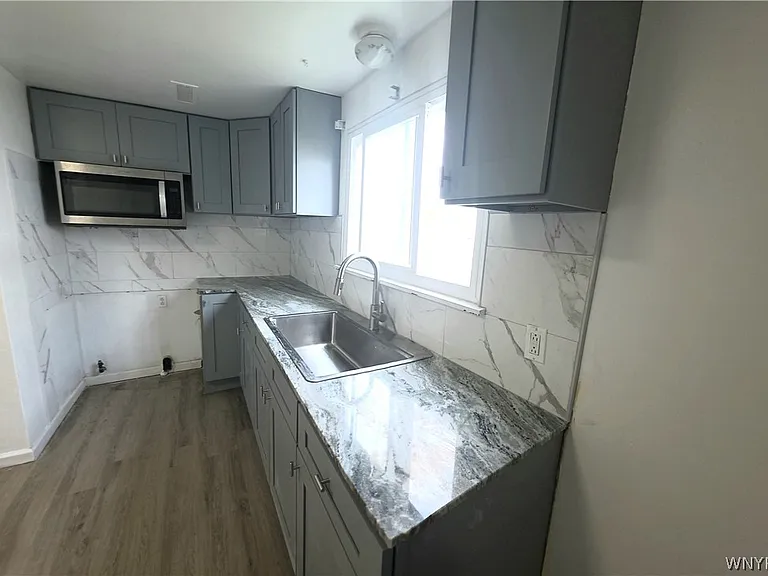 50 Strasbourg Dr #LOWER — Photo 6