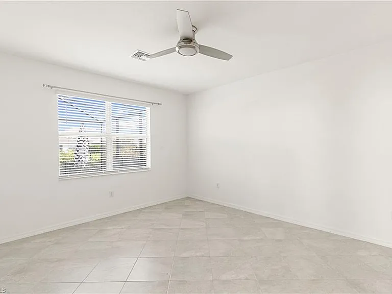 2525 Kona Way — Photo 9