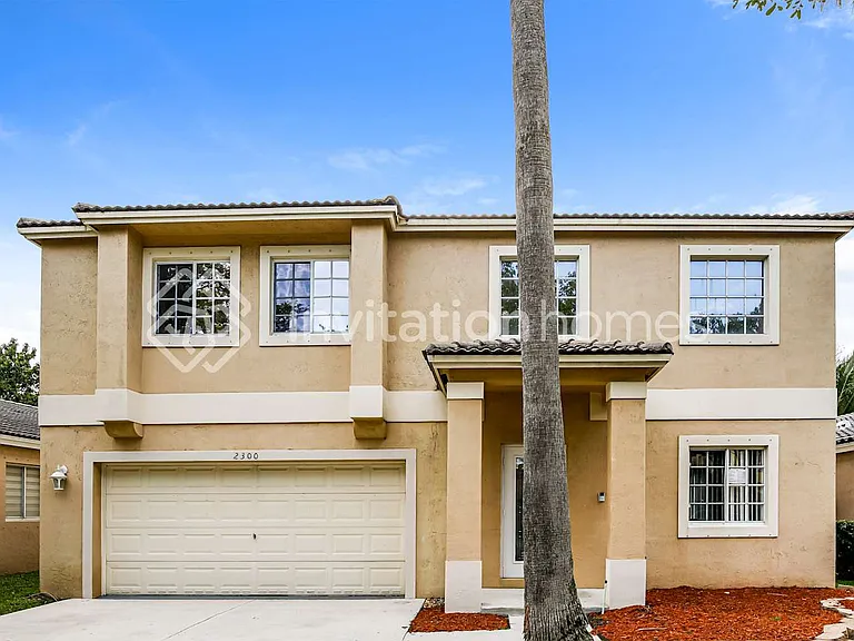 2300 SW 106th Ave — Photo 1