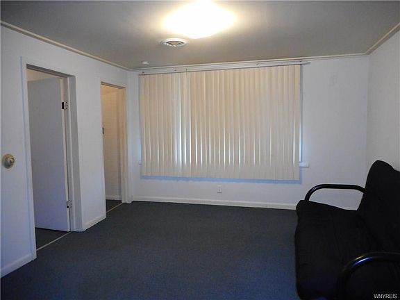 2nd image of 157 Royal Ave