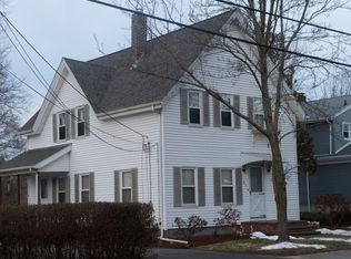 26 Hart St, Taunton, MA 02780