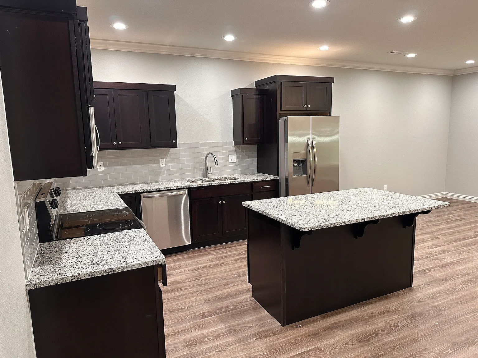 3 bed, 2.5 bath, 1515 sqft, $1,525 — Photo 4