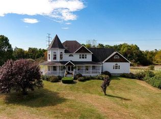 271 Pocono Dr, Inwood, WV 25428