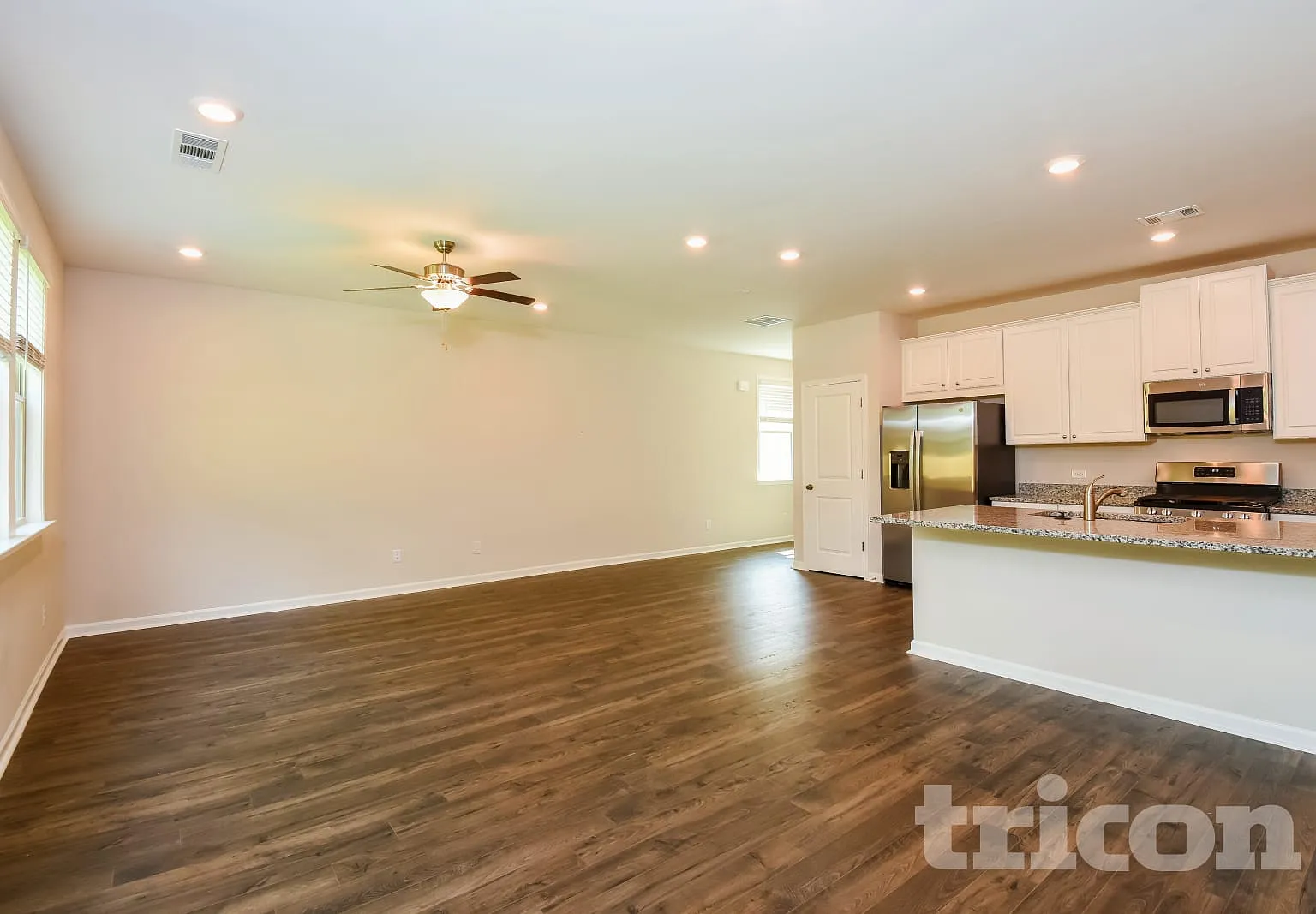152 Chapelcrest Lane Holly Springs GA — Photo 2