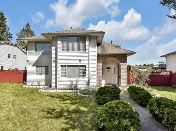 9256 152nd St, Surrey, BC V3R 4G2