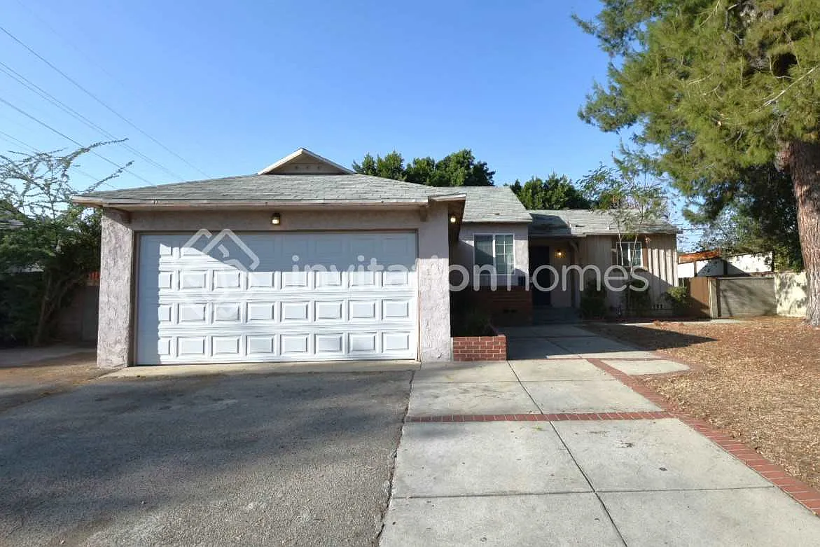 14249 Hoyt St Arleta, CA 91331 — Photo 1
