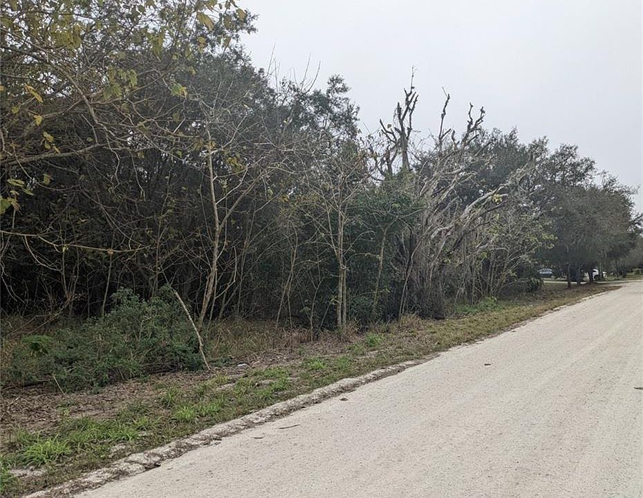 2nd image of 1886 N Egret Rd