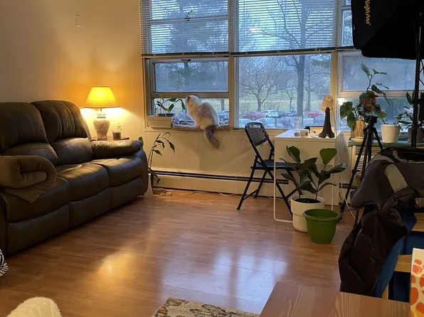 1030 E Lancaster Ave APT 227, Bryn Mawr, PA 19010