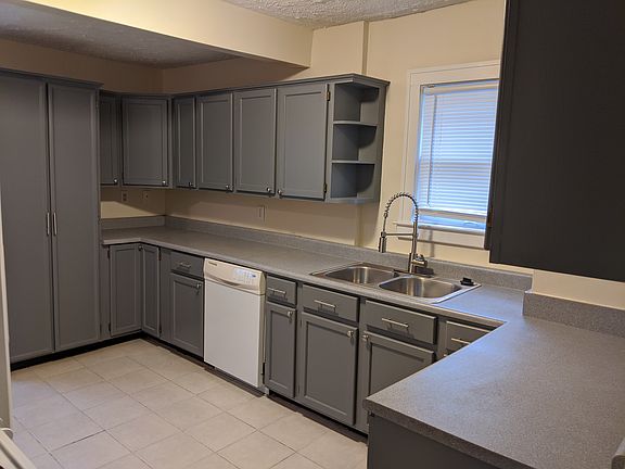 5th image of 625 Hallie Ave