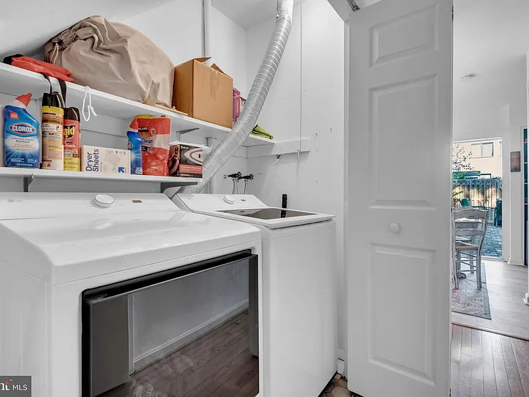 1052 Cedar Ridge Ct — Photo 26
