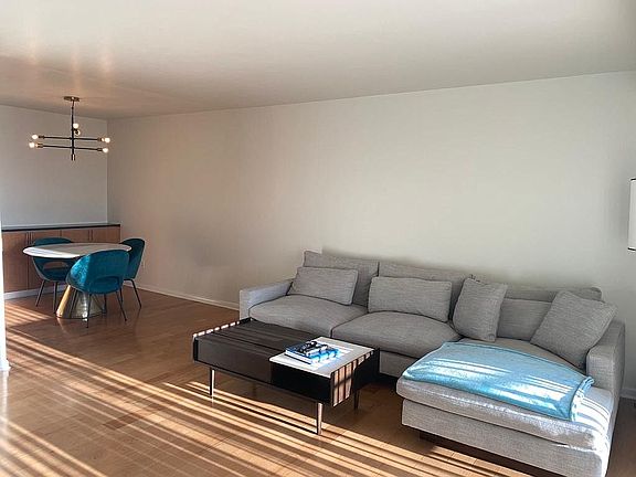 3rd image of 411 S Old Woodward Ave Unit 504