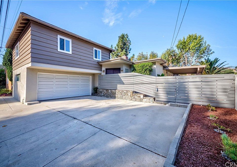 1st image of 759 Divina Vista St