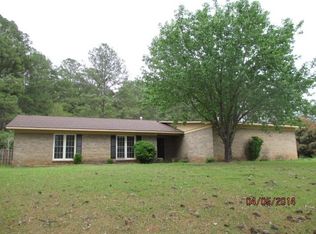 393 Brunson Cir, Elba, AL 36323