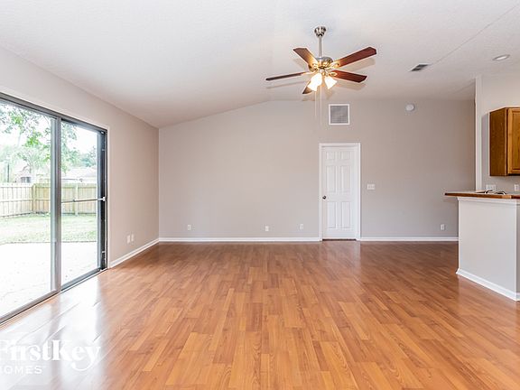 4th image of 14633 Swansea Ct