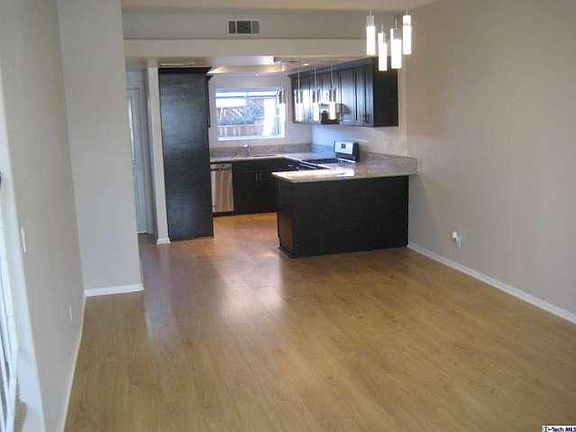 4th image of 1278 N Sierra Bonita Ave