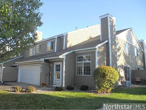 9961 Fillmore St NE Photo 1