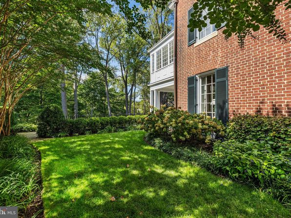 24 Whitfield Rd, Baltimore, MD 21210