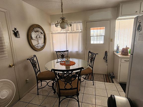 3rd image of 8501/8503 Mettler Dr