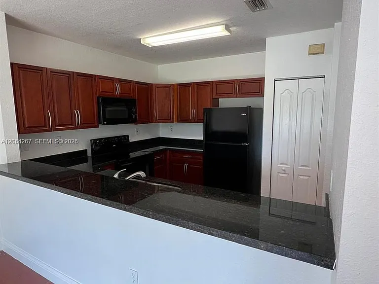 21436 SW 85th Ct #21436 — Photo 4
