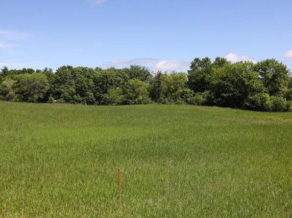 4 Northside Dr NE, Alexandria, MN 56308