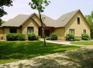 12796 54th St, Oskaloosa, KS 66066