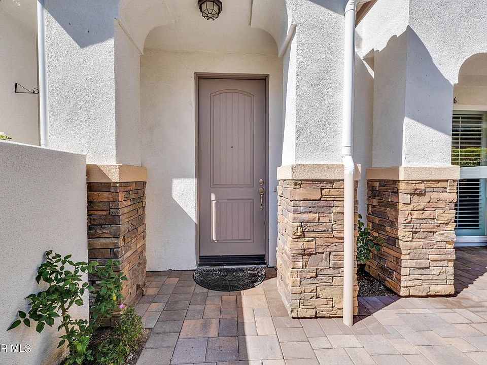1st image of 1196 Vista Heights Ct