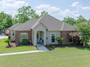 14323 Elise Catherine Dr, Gonzales, LA 70737