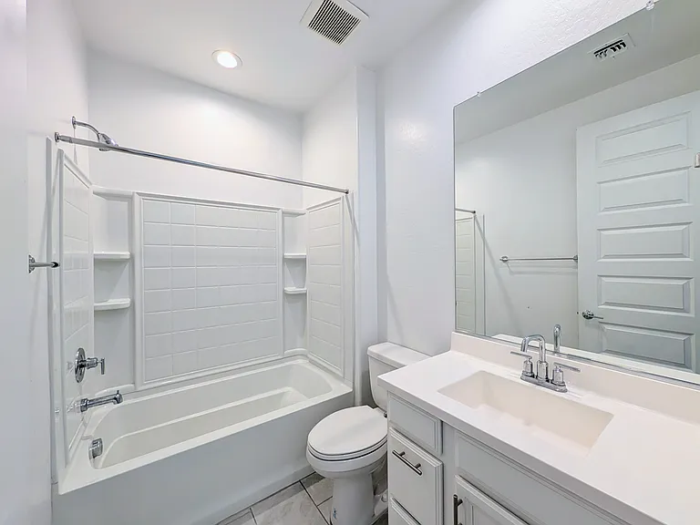 9509 W Sells Dr — Photo 24