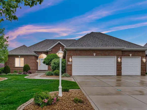 2108 White Oak Ln, Highland, IN 46322