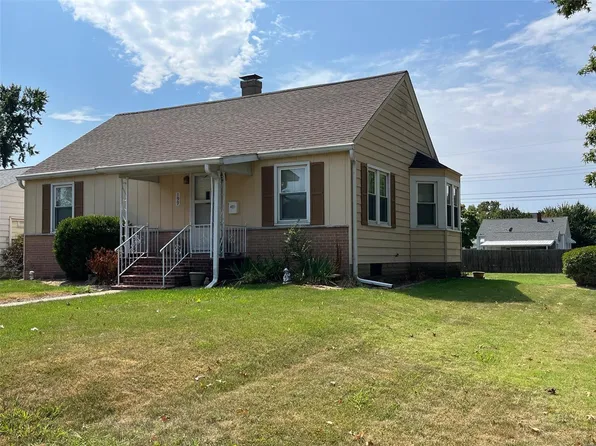 199 Whitelaw Ave, East Alton, IL 62024
