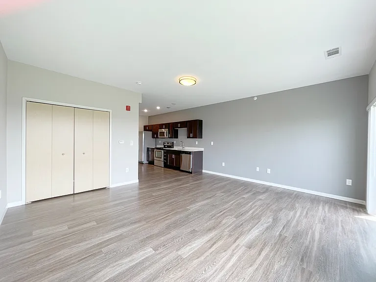 Coulee Ridge Apartments Studio