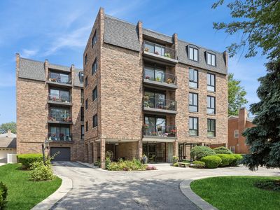1419 Bonnie Brae Pl APT 3B, River Forest, IL, 60305