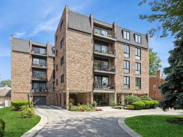 1419 Bonnie Brae Pl APT 3B, River Forest, IL 60305