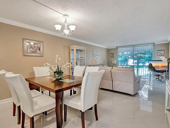 4th image of 8930 S Hollybrook Boulevard #201