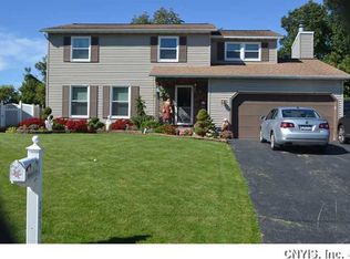 211 Chestnut Hill Dr, Liverpool, NY 13088