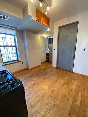 Rented by The Brokerage Group LLC | media 41