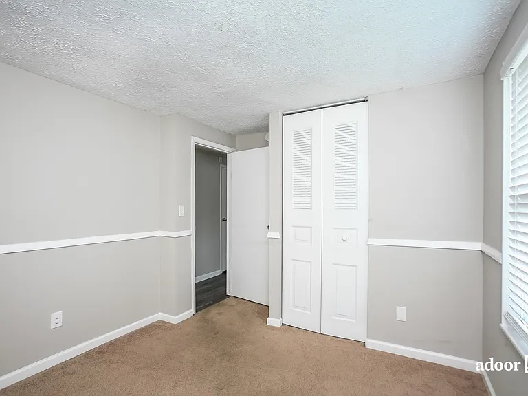 7519 Turnberry Ct — Photo 7